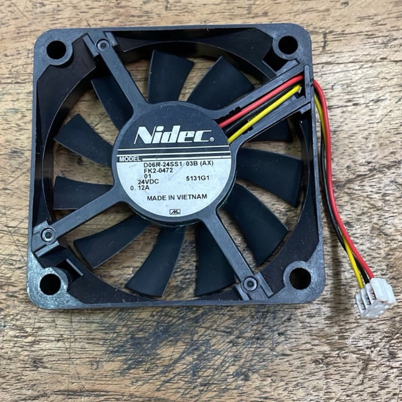 Nidec 24vdc 6cm 0,12A D06R-24SS1  (Used) — صورة 2