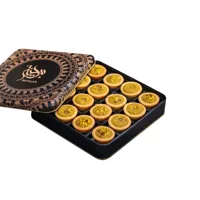 علبة معدنية — ميني تارت بالفستق